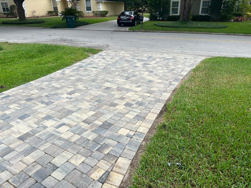 Paver driveway installation